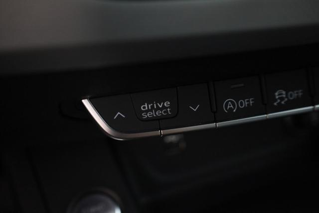 AUDI A4 usata, con Luci diurne LED