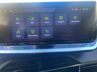 PEUGEOT 2008 usata, con Vetri oscurati