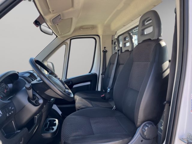 OPEL Movano usata, con Bracciolo