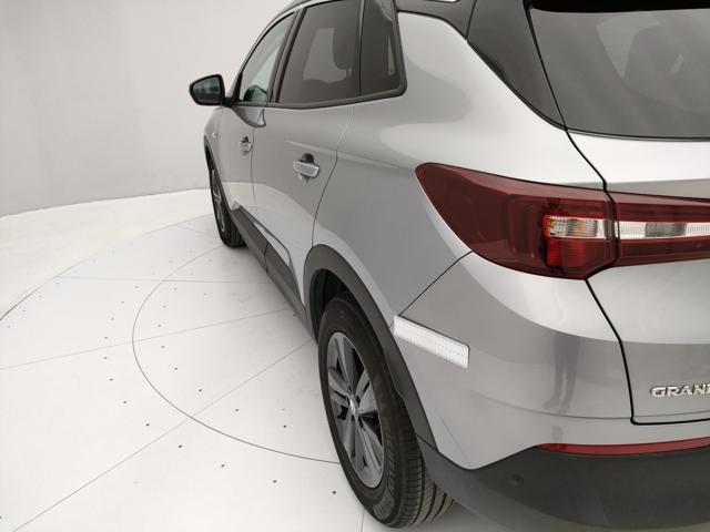 OPEL Grandland X usata, con Volante multifunzione