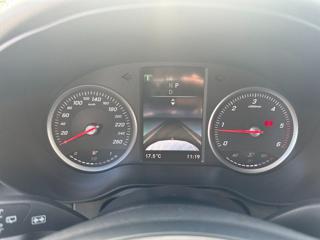 MERCEDES-BENZ GLC 220 usata 64