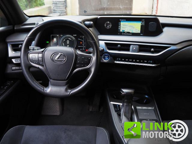 LEXUS UX 250h usata, con Cruise Control