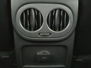 VOLKSWAGEN Tiguan usata, con MP3