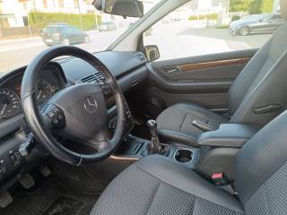 MERCEDES-BENZ A 150 usata 50