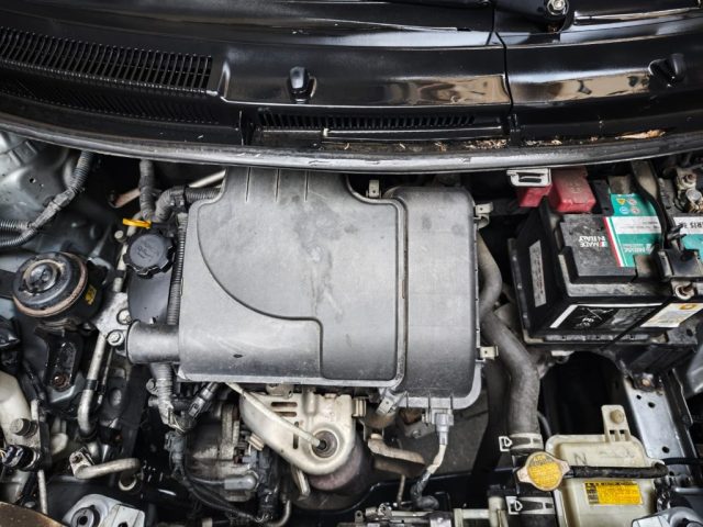 TOYOTA Yaris usata, con Autoradio