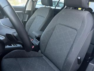 VOLKSWAGEN Golf usata, con Autoradio