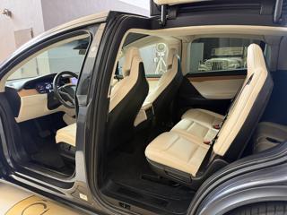 TESLA Model X usata, con Chiusura centralizzata