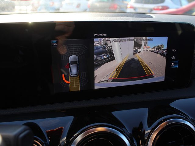 MERCEDES-BENZ A 180 usata, con Controllo vocale