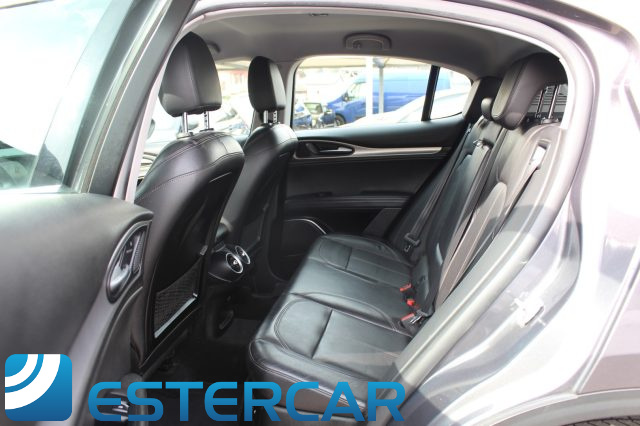 ALFA ROMEO Stelvio usata, con Chiusura centralizzata