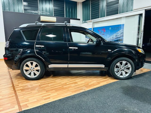 MITSUBISHI Outlander usata, con Chiusura centralizzata