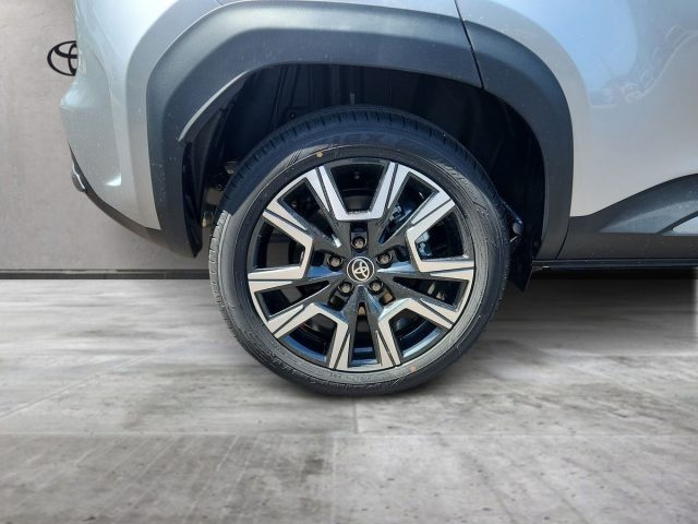 TOYOTA Yaris Cross usata, con Fendinebbia