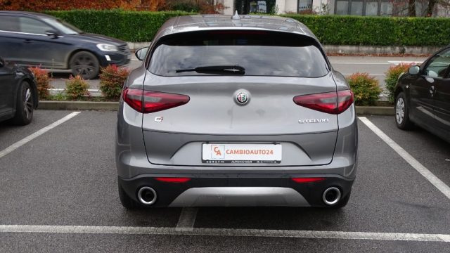 ALFA ROMEO Stelvio usata, con Autoradio