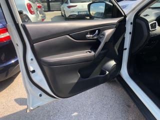 NISSAN X-Trail usata, con Park Distance Control