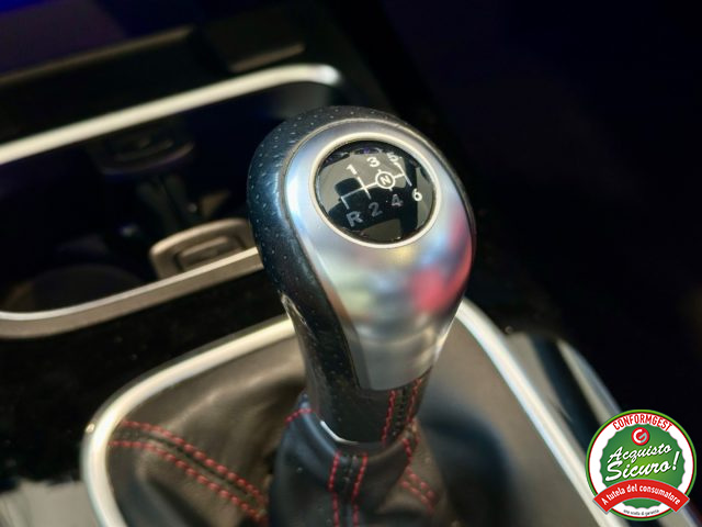 MERCEDES-BENZ CLA 180 usata, con ESP