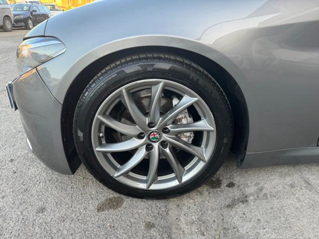 ALFA ROMEO Giulia usata, con Volante in pelle