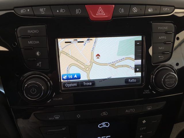 LANCIA Ypsilon usata, con Controllo automatico clima