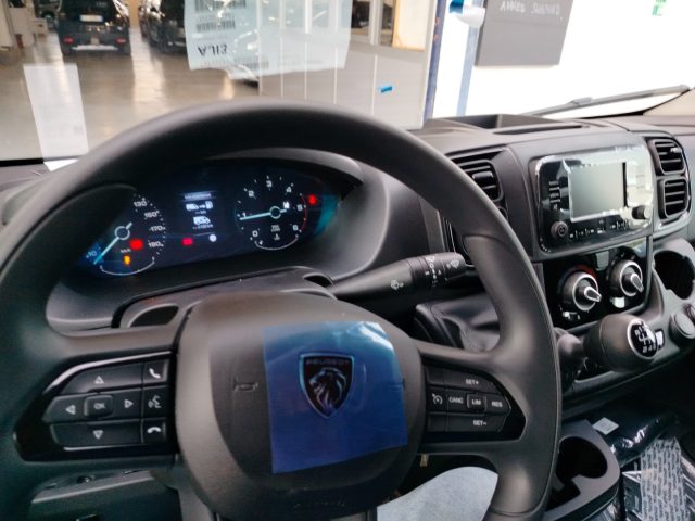 PEUGEOT Boxer usata 24