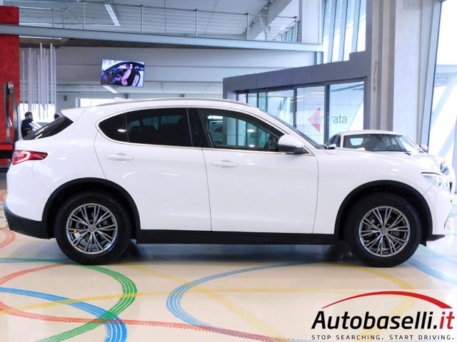ALFA ROMEO Stelvio usata, con Vetri oscurati