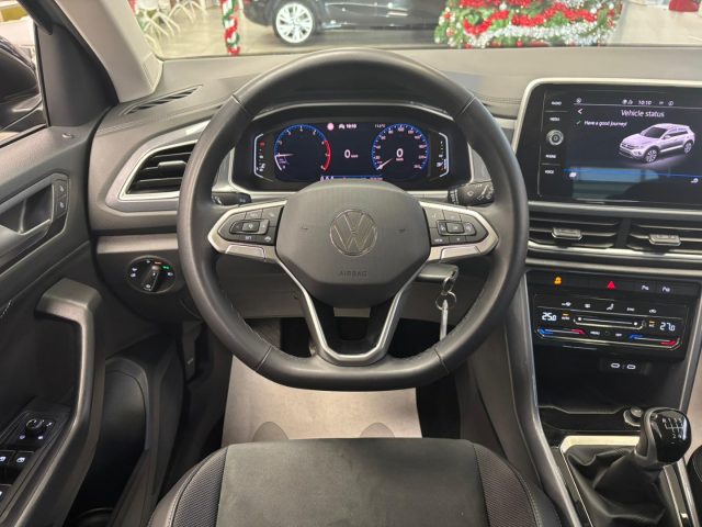 VOLKSWAGEN T-Roc usata, con Controllo automatico clima