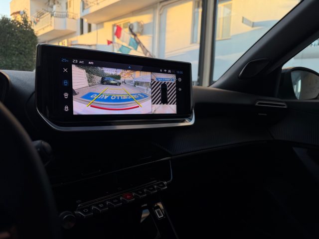 PEUGEOT 2008 usata, con Bluetooth