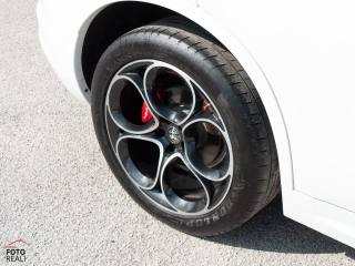 ALFA ROMEO Stelvio usata, con Regolazione elettrica sedili