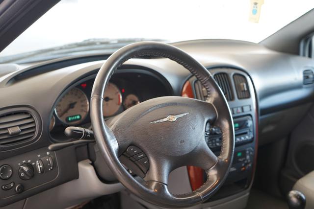 CHRYSLER Voyager usata, con Cruise Control