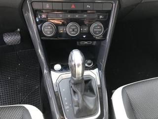 VOLKSWAGEN T-Roc usata, con Volante in pelle
