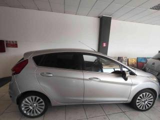FORD Fiesta usata, con Airbag laterali
