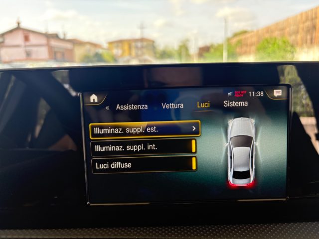 MERCEDES-BENZ A 180 usata, con Fari full-led