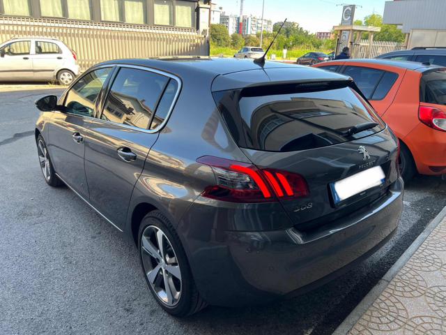 PEUGEOT 308 usata, con Airbag Passeggero