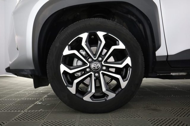 TOYOTA Yaris Cross usata 8
