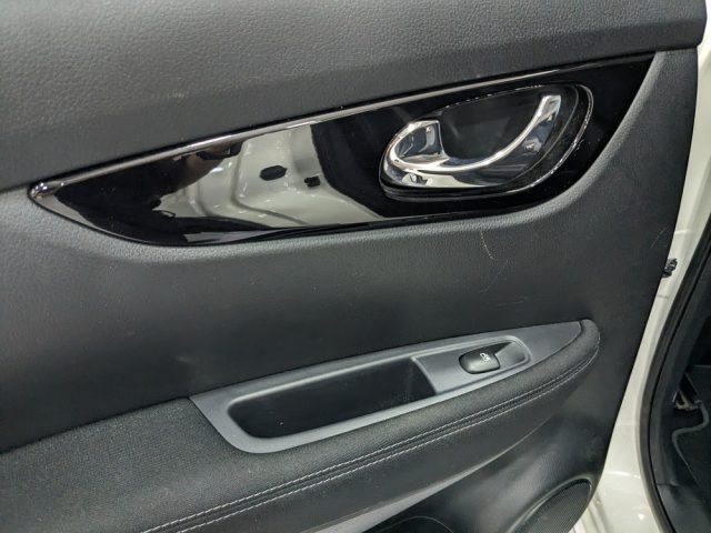 NISSAN Qashqai usata 24