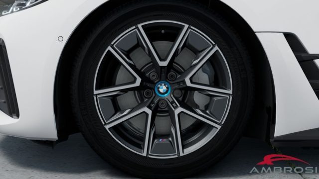 BMW i4 usata 6