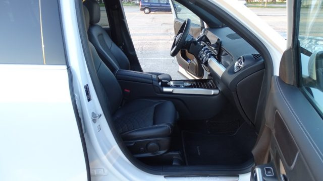 MERCEDES-BENZ GLB 200 usata, con Limitatore di velocità