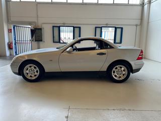 MERCEDES-BENZ SLK 200 usata, con Airbag