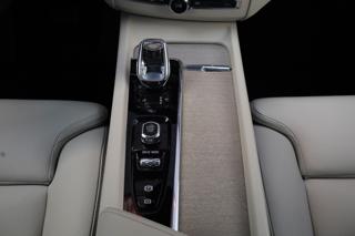 VOLVO XC60 usata, con Trazione integrale