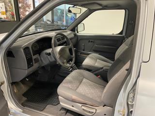NISSAN Pick Up usata, con Bracciolo