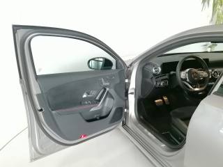 MERCEDES-BENZ A 200 usata, con Park Distance Control