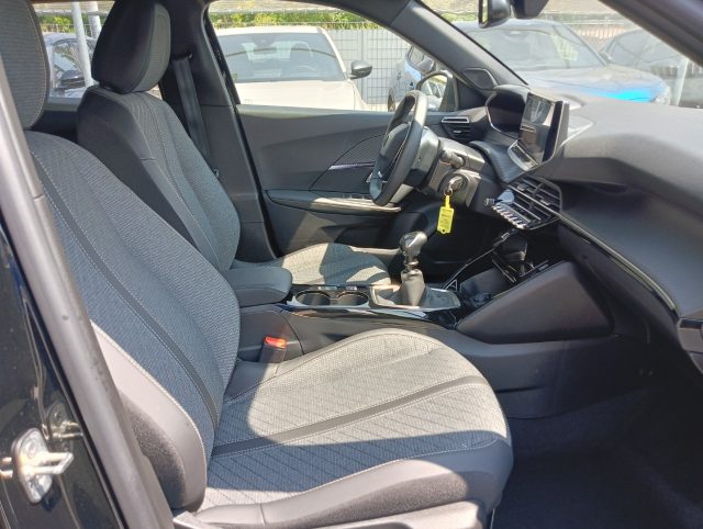 PEUGEOT 2008 usata, con Interni in pelle