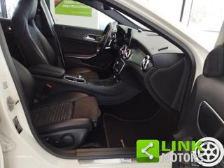 MERCEDES-BENZ GLA 200 usata, con Sensori di parcheggio anteriori
