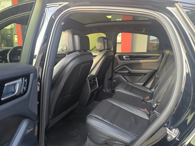 PORSCHE Cayenne usata, con Riconoscimento dei segnali stradali