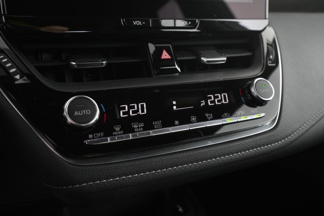 TOYOTA Corolla usata 17