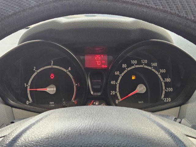 FORD Fiesta usata, con Cruise Control
