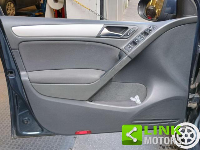 VOLKSWAGEN Golf usata, con Sound system