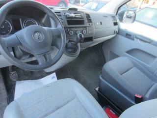 VOLKSWAGEN T5 usata 34