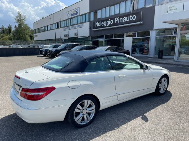 MERCEDES-BENZ E 220 usata, con Controllo trazione