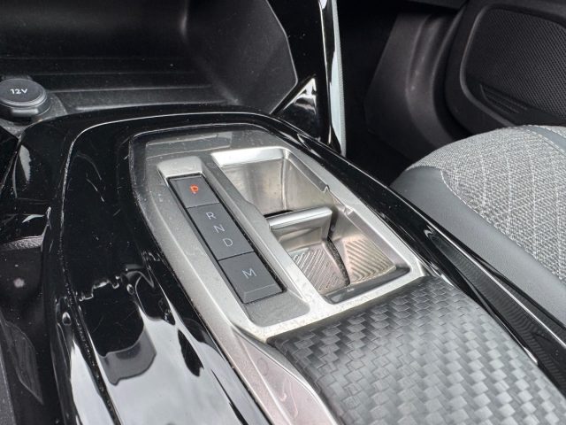 PEUGEOT 2008 usata, con Controllo trazione