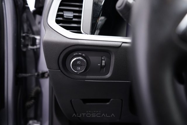 OPEL Grandland usata, con Vetri oscurati