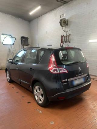 RENAULT Scenic usata, con Airbag laterali