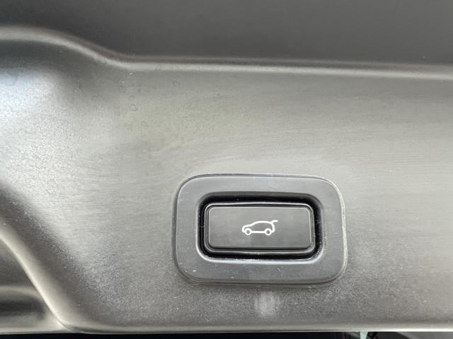 LAND ROVER Range Rover Evoque usata, con Volante in pelle